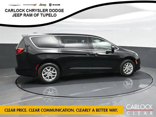 2026 Chrysler Voyager VOYAGER LX