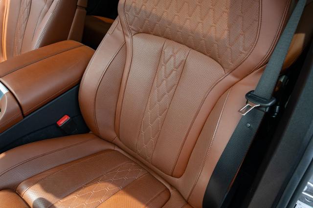 2023 BMW X7 M60i