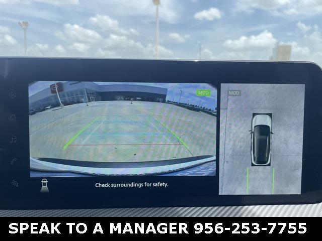 2025 Nissan Kicks SR Intelligent AWD 2025 Nissan Kicks SR Intelligent AWD