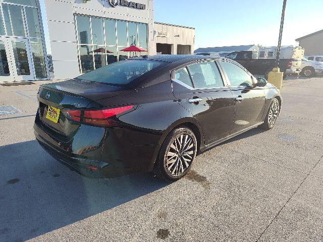 2023 Nissan Altima SV FWD