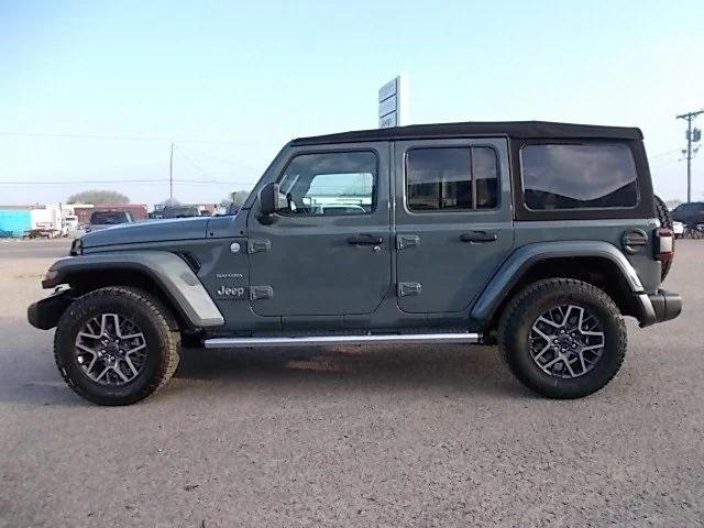 2024 Jeep Wrangler 4-Door Sahara 4x4