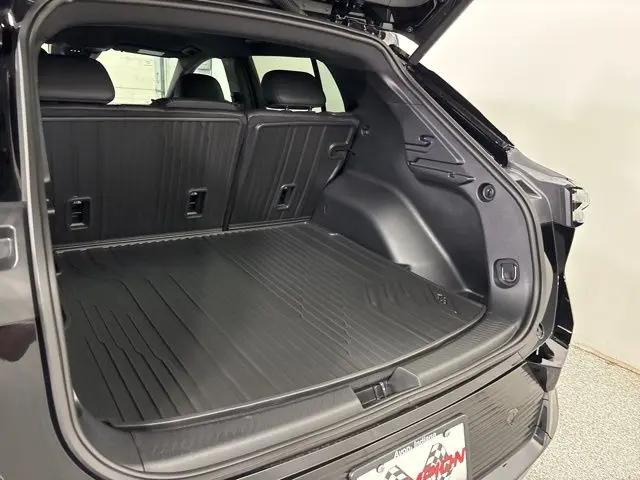 2025 Chevrolet Equinox LT 2