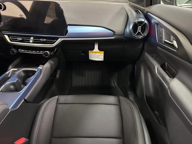 2025 Chevrolet Equinox LT 2