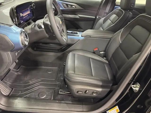 2025 Chevrolet Equinox LT 2