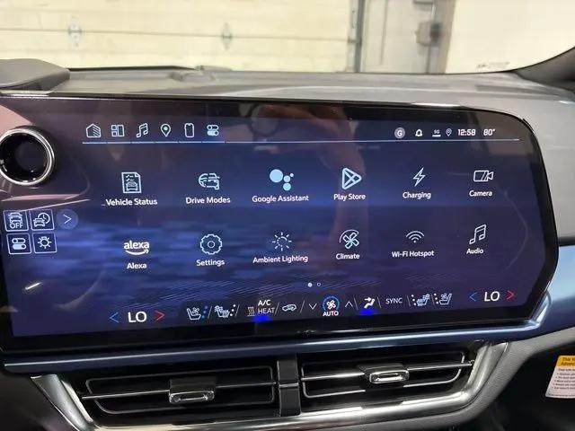 2025 Chevrolet Equinox LT 2