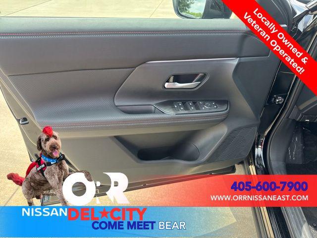 2025 Nissan Kicks SR FWD