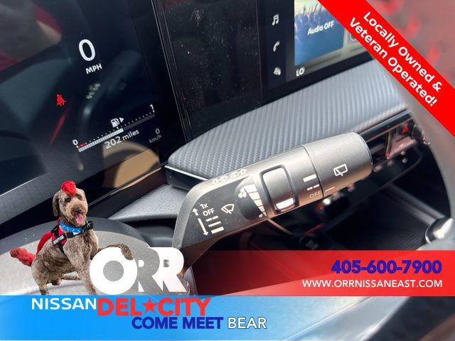 2025 Nissan Kicks SR FWD