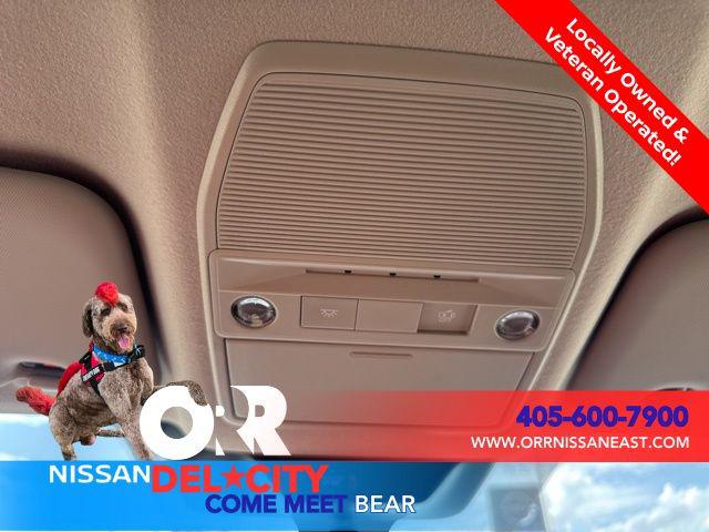 2025 Nissan Kicks SR FWD