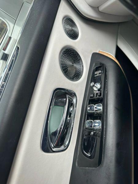 2019 Rolls-Royce Cullinan Base