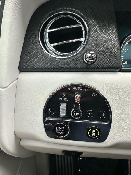 2019 Rolls-Royce Cullinan Base