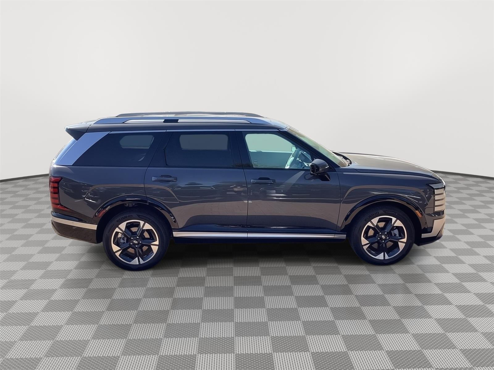 2026 Hyundai Palisade Limited - Photo 5