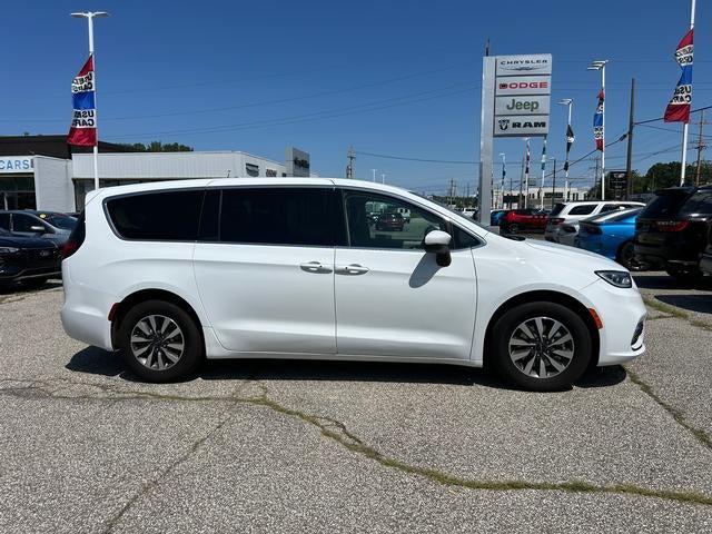 2023 Chrysler Pacifica Hybrid Touring L 2023 Chrysler Pacifica Hybrid Touring L