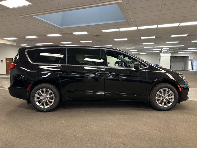 2025 Chrysler Pacifica PACIFICA SELECT AWD 2025 Chrysler Pacifica PACIFICA SELECT AWD