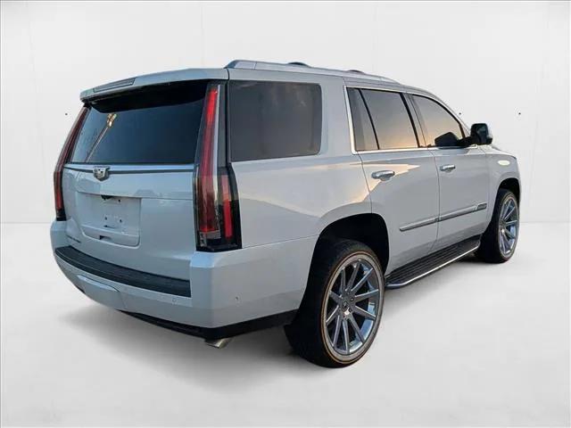 2017 Cadillac Escalade Luxury
