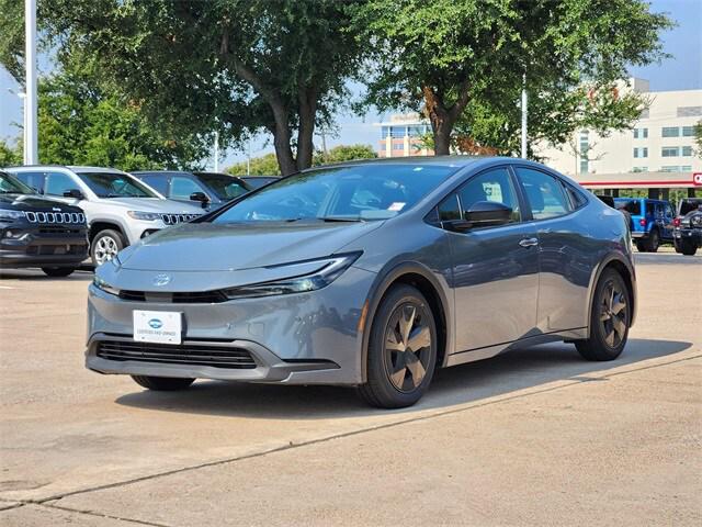 2024 Toyota Prius LE