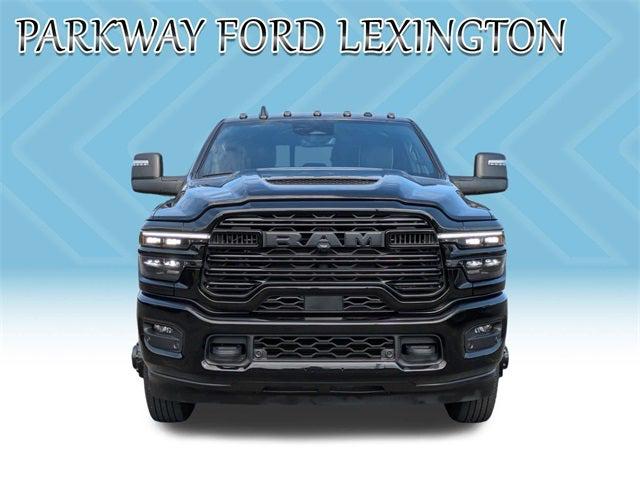 2025 RAM 3500 Laramie Crew Cab 4x4 8 Box 2025 RAM 3500 Laramie Crew Cab 4x4 8 Box