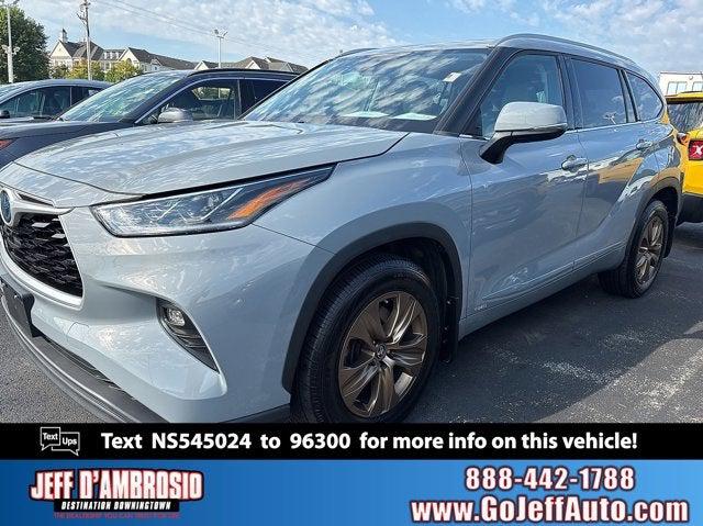 2022 Toyota Highlander Hybrid XLE Bronze Edition 2022 Toyota Highlander Hybrid XLE Bronze Edition