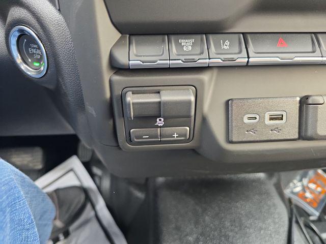 2025 Chevrolet Silverado 3500HD Work Truck