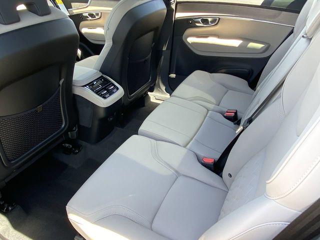 2026 Volvo XC90 Plus, B5 AWD Gas (mild hybrid), Gasoline, Bright, 7 Seats