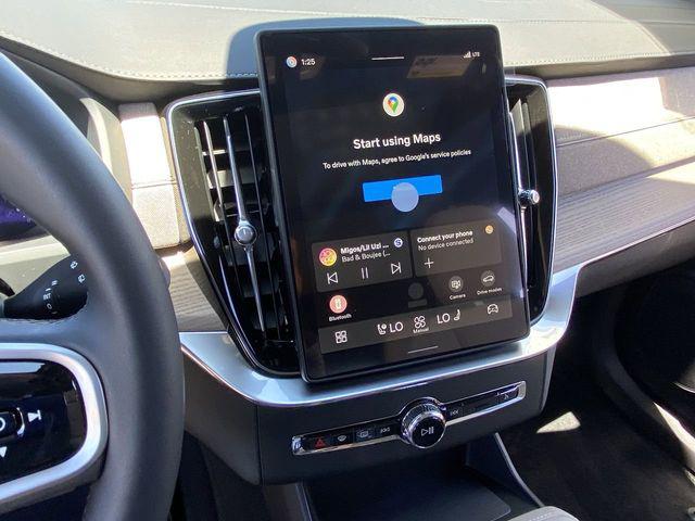 2026 Volvo XC90 Plus, B5 AWD Gas (mild hybrid), Gasoline, Bright, 7 Seats