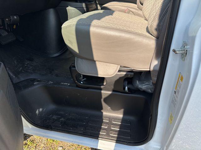 2025 GMC Savana Cargo RWD 3500 Extended Wheelbase Work Van
