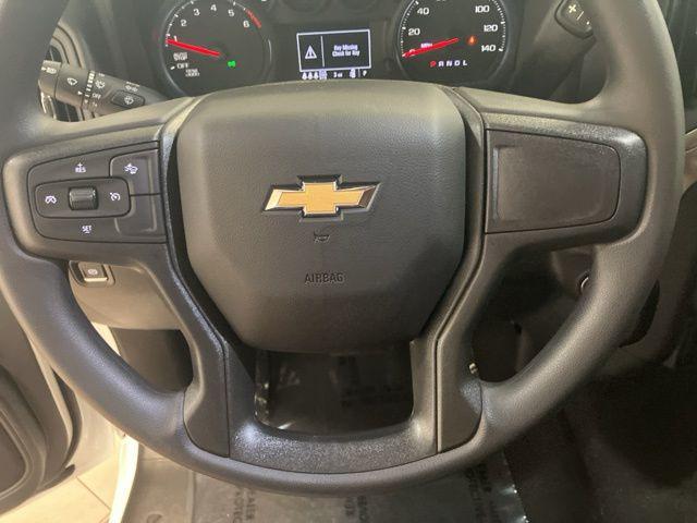 2026 Chevrolet Silverado 1500 4WD Crew Cab Short Bed Custom