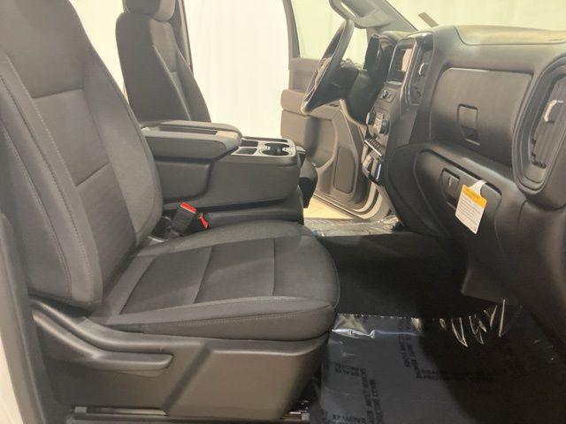 2026 Chevrolet Silverado 1500 4WD Crew Cab Short Bed Custom