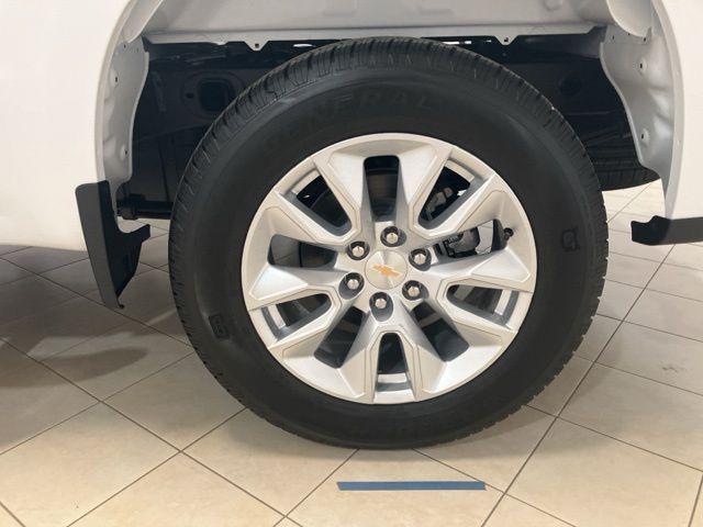 2026 Chevrolet Silverado 1500 4WD Crew Cab Short Bed Custom