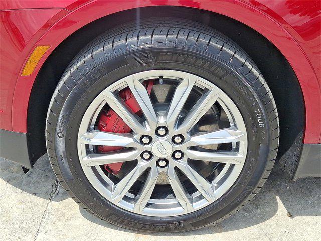 2025 Cadillac XT5 AWD Sport