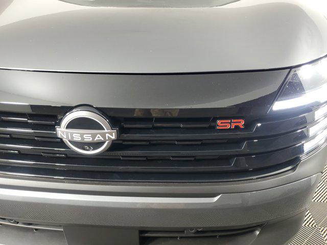 2025 Nissan Kicks SR FWD