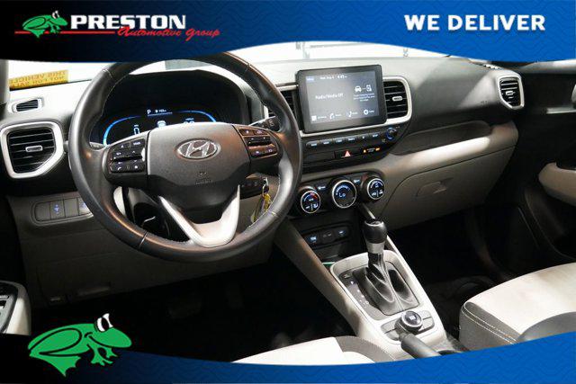 2023 Hyundai Venue SEL