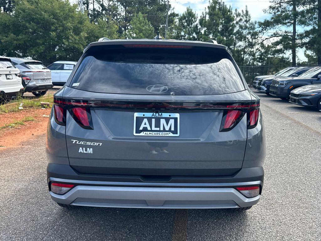 2025 Hyundai Tucson SEL photo 3