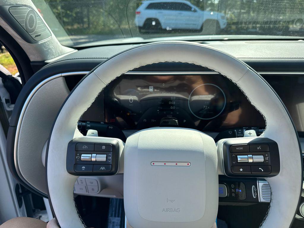New 2026 White HYUNDAI Calligraphy FWD image 19