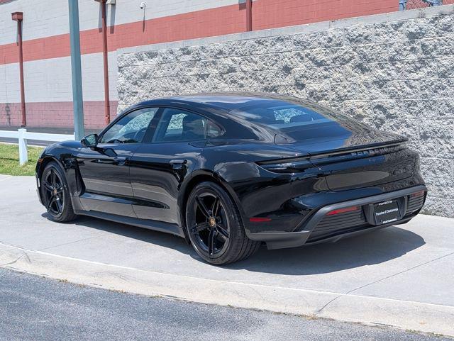 2025 Porsche Taycan 4