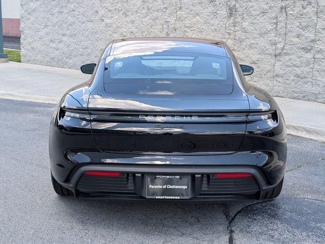 2025 Porsche Taycan 4