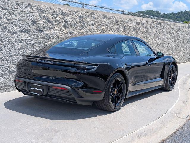 2025 Porsche Taycan 4