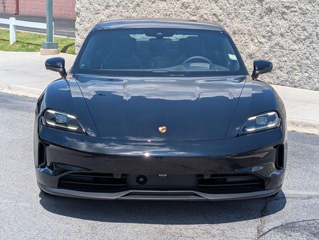 2025 Porsche Taycan 4
