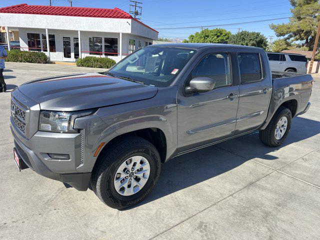 2024 Nissan Frontier SV's photo