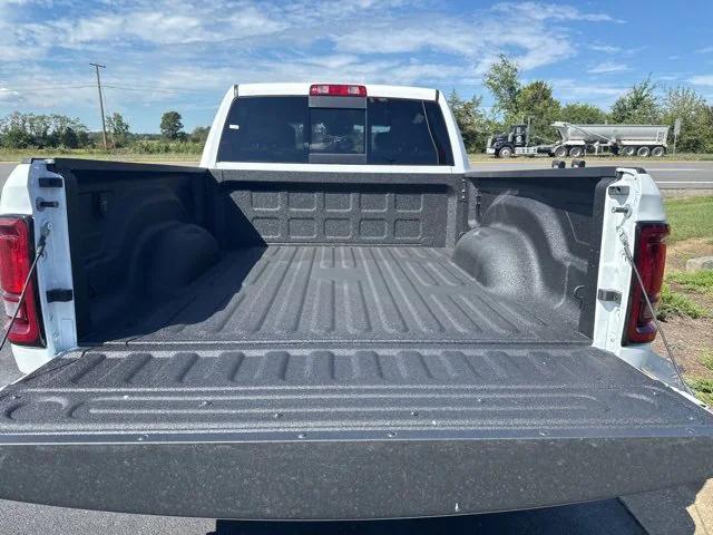 2026 RAM Ram 3500 RAM 3500 TRADESMAN CREW CAB 4X4 64 BOX 2026 RAM Ram 3500 RAM 3500 TRADESMAN CREW CAB 4X4 64 BOX