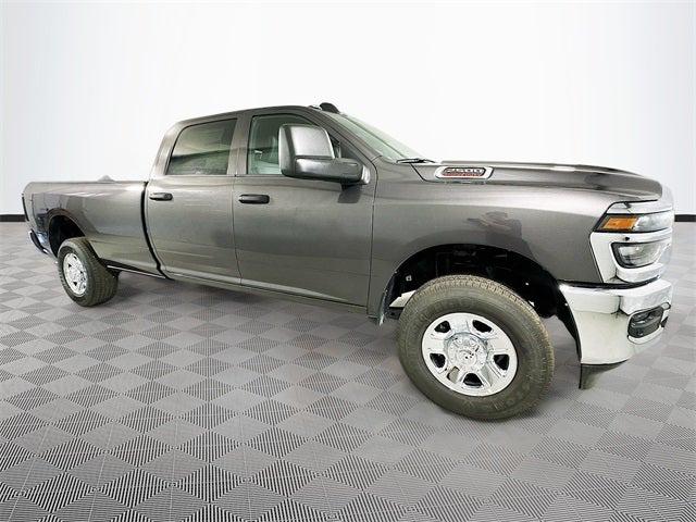 2026 RAM Ram 2500 RAM 2500 TRADESMAN CREW CAB 4X4 8 BOX