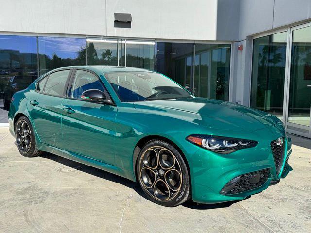 2025 Alfa Romeo Giulia GIULIA INTENSA RWD