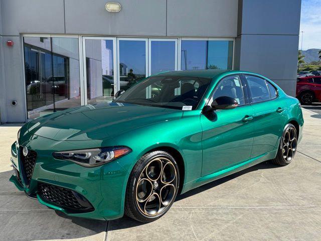 2025 Alfa Romeo Giulia GIULIA INTENSA RWD
