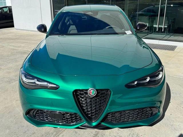 2025 Alfa Romeo Giulia GIULIA INTENSA RWD