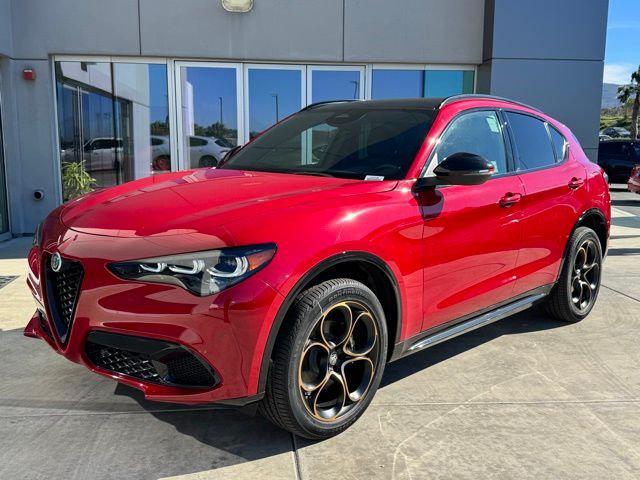 2025 Alfa Romeo Stelvio STELVIO INTENSA AWD