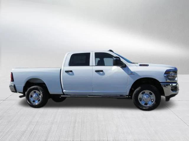 2026 RAM Ram 2500 RAM 2500 TRADESMAN CREW CAB 4X4 64 BOX
