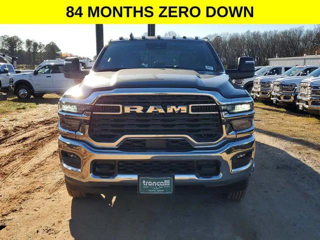 2026 RAM Ram 3500 Chassis Cab RAM 3500 TRADESMAN CREW CAB CHASSIS 4X4 60 CA