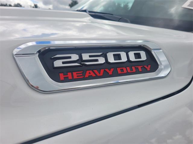 2026 RAM Ram 2500 RAM 2500 TRADESMAN CREW CAB 4X4 64 BOX