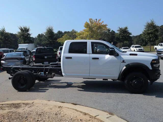 2026 RAM Ram 4500 Chassis Cab RAM 4500 TRADESMAN CHASSIS CREW CAB 4X4 60 CA