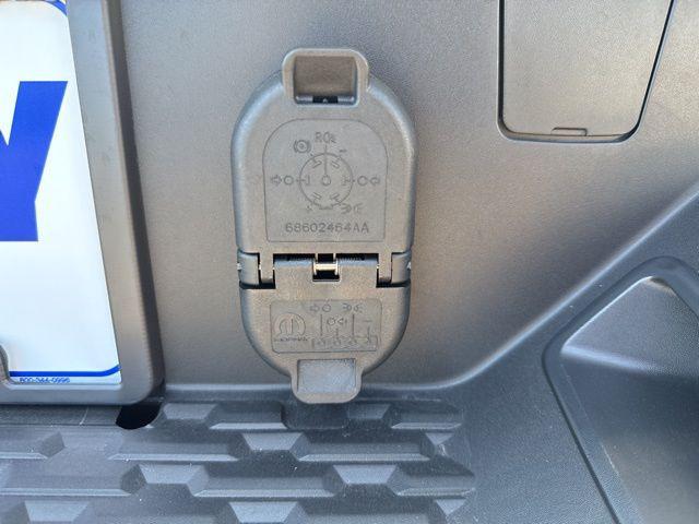 2026 Ram 1500 Lone Star Crew Cab 4x4 5'7" Box