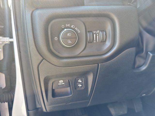 2026 Ram 1500 Lone Star Crew Cab 4x4 5'7" Box